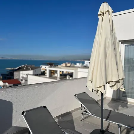 Skyline Veranda By Adriatic Living Apartament