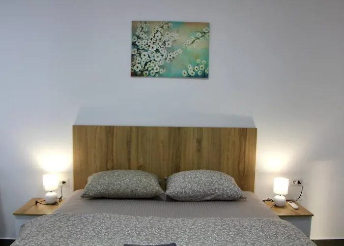 Skyline Veranda By Adriatic Living Golem (Tirana)